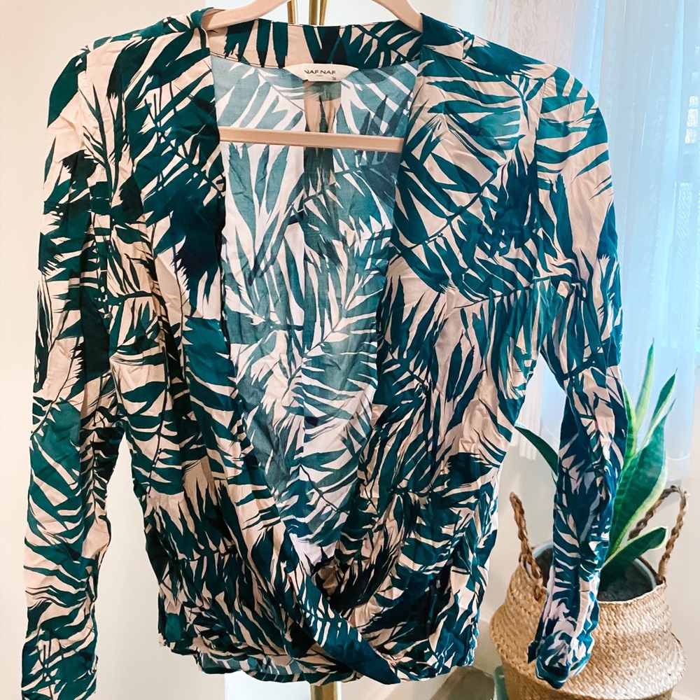 Super cute tropical too